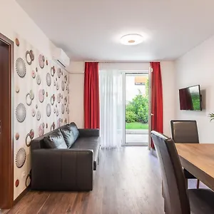 corvin-residence-apartments.inbudapesthotels.com/