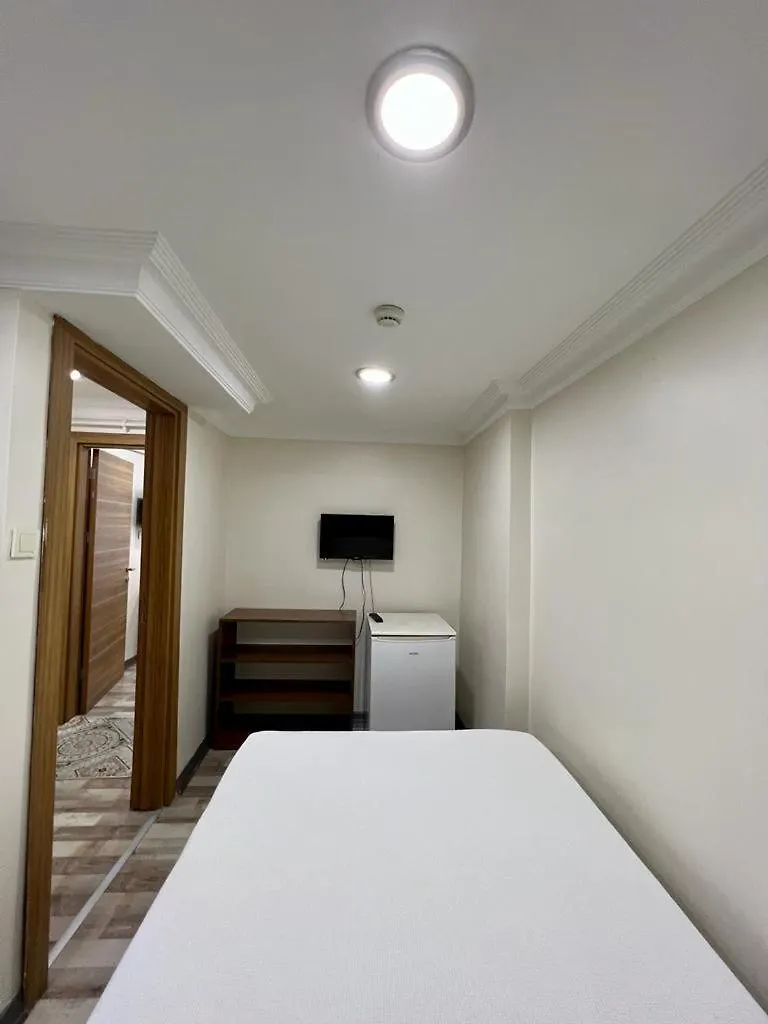 Eyfel Hotel 伊斯坦布尔 3*,